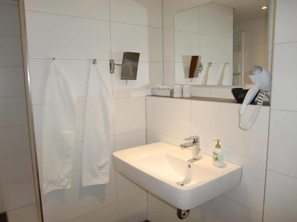 Hotel Darstein Altrip ภายนอก รูปภาพ